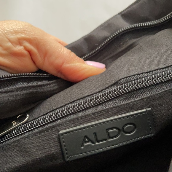 Gorgeous beaded clutch from Aldo - Picture 8 of 9